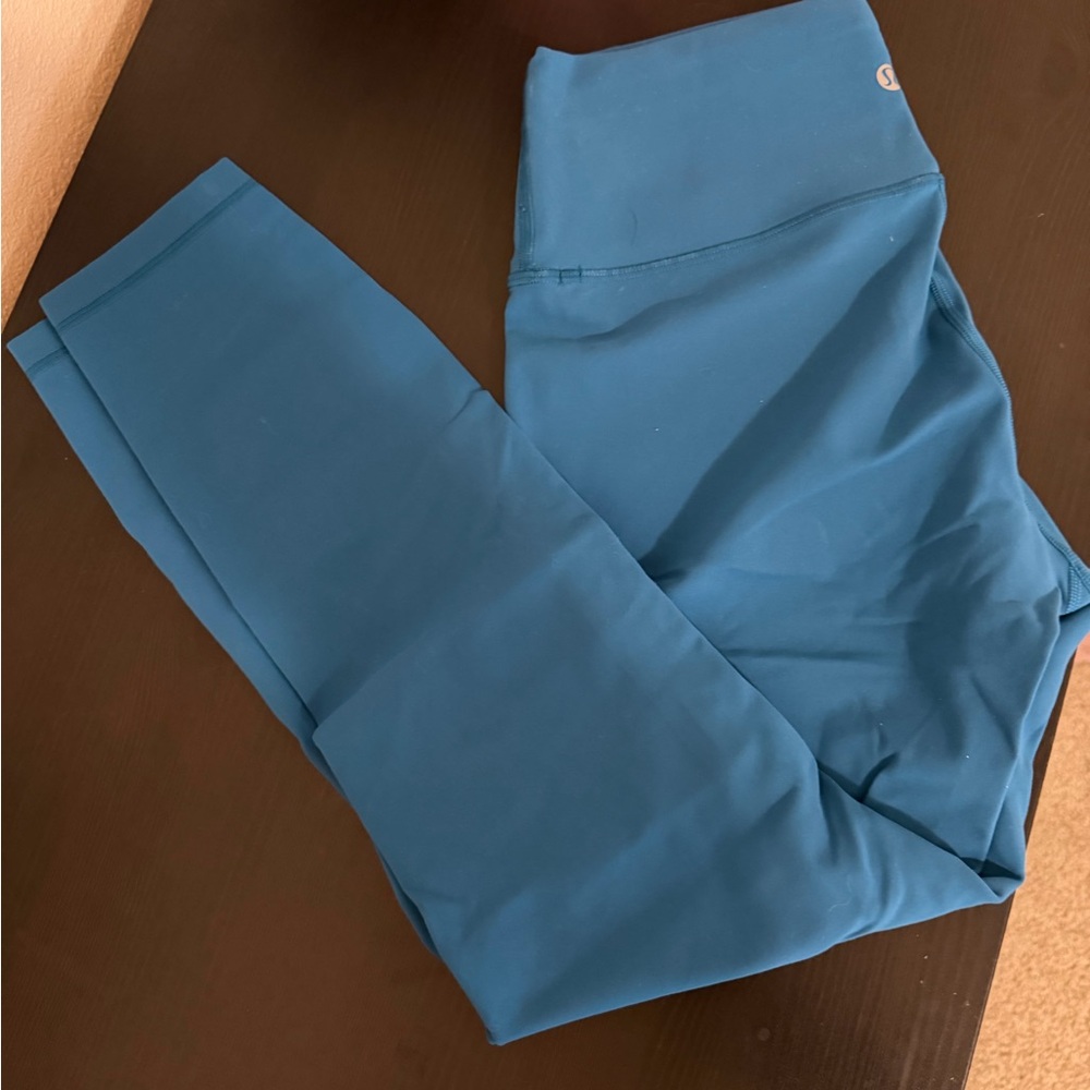 Lululemon Athletica Blue Wunder Train High-Rise. Worn once. Size 8. 25”